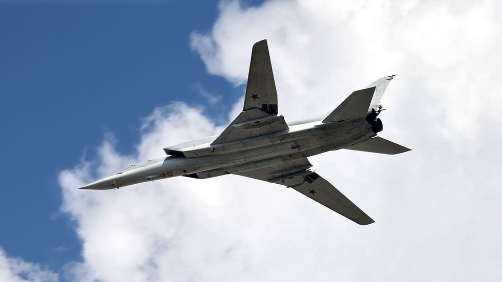 Tu-22M3 Supersonic Strategic Bomber Crashes in Russia