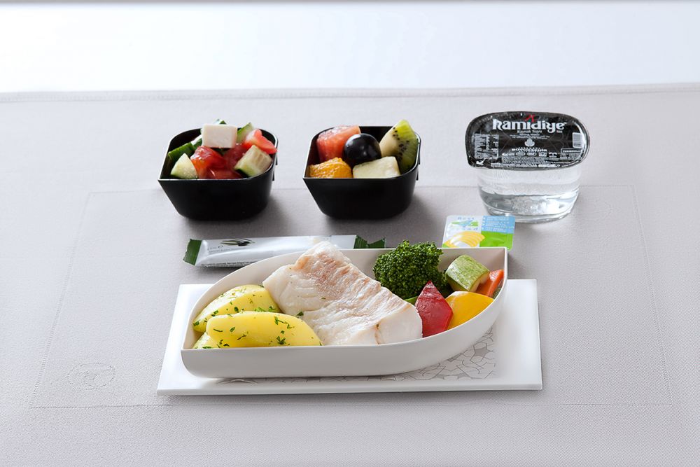 Turkish Airlines food and drinks