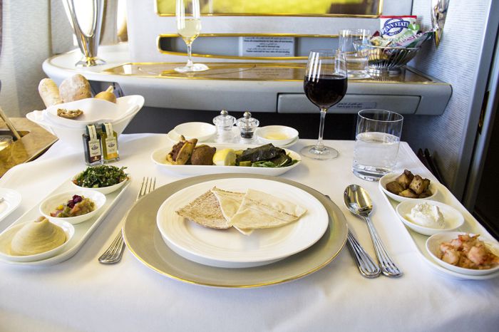 Emirates Airlines food and drinks